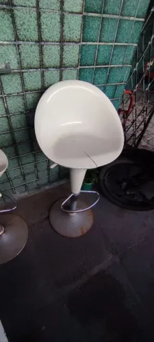 Cadeira Alta com encosto