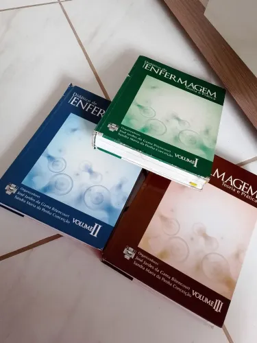 Título: Livro Didáticos de Enfermagem - Teoria e Prática (PH Livros) - Excelente Estado