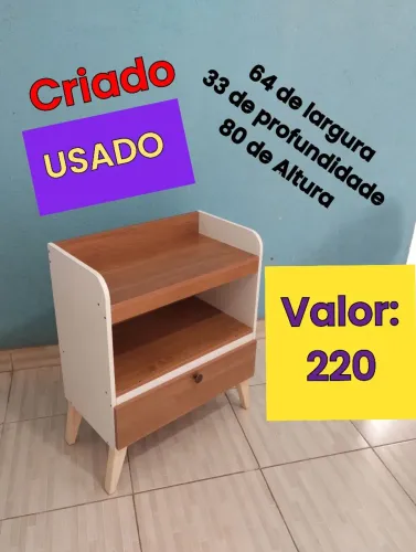 Criado / Aparador / cantinho do café USADO - pequeno
