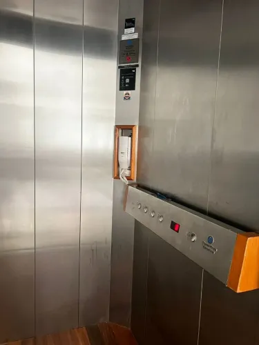 Elevador elétrico completo marca thyssen Krupp
