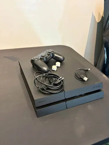 Ps4 + jogos + controle original