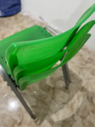 Cadeiras Resistentes