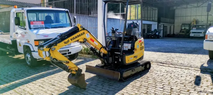 Mini escavadeira Yanmar Vio17 , ano 2021.
