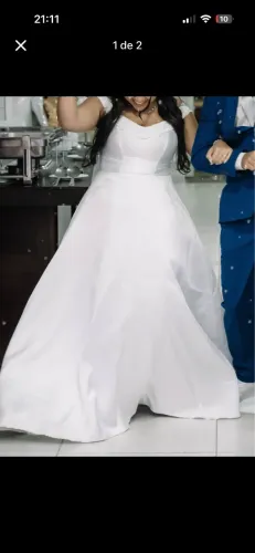 Vestido de noiva usado apenas 1x