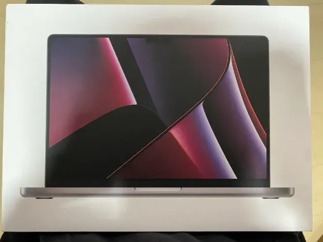 14" MacBook Pro com chip M2 Pro