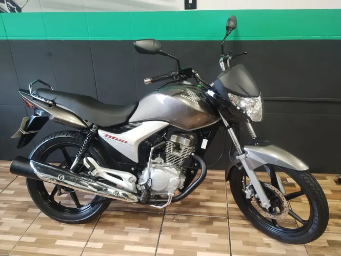 Titan 150 Mix Completa Impecável Aceito Troca Parcelo no Cartão de crédito até 21 x