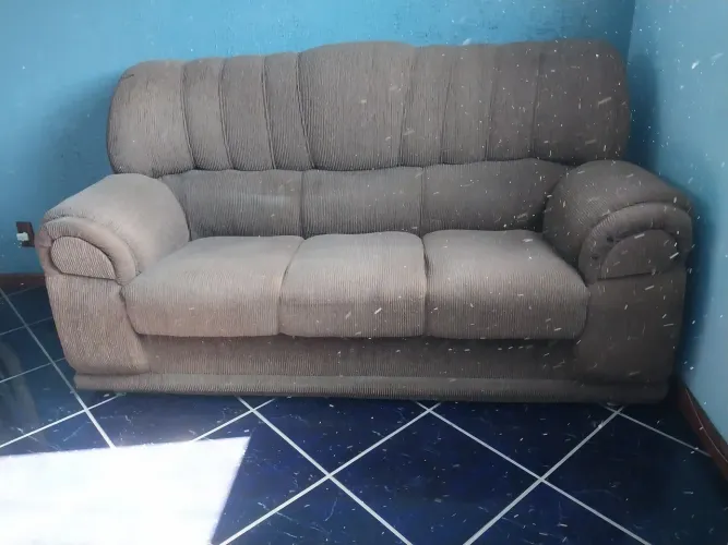 Sofá de Três Lugares