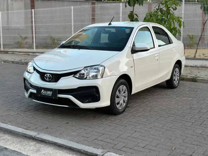 Toyota Etios X Sedan 1.5 Flex 16V 4P Mec. 2018