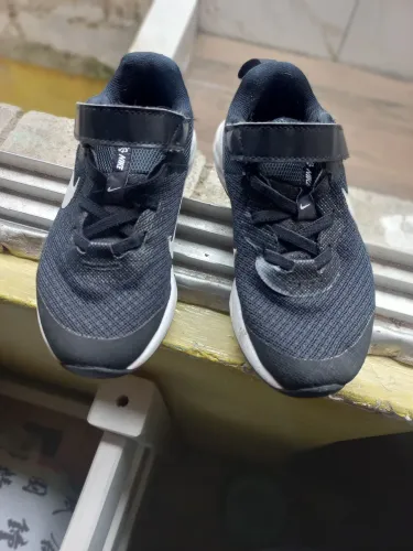 Tenis Nike 27