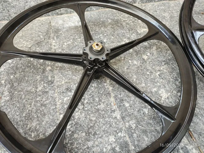 Aro 20 preto estilo magnésio - Caloi Cross 