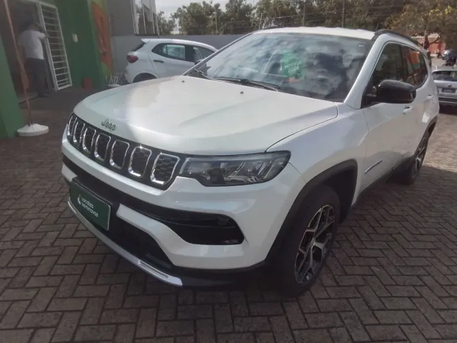 Jeep Compass Long. T270 1.3 TB 4X2 Flex AUT 2026