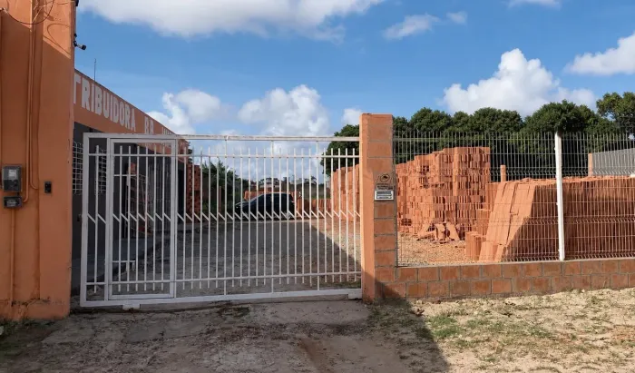 Ponto disponível para locação em frente ao bacuri center