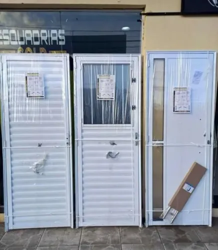 PORTAS DE ALUMÍNIO BRANCO APARTIR DE R$589,99 - DIRETO DA FÁBRICA