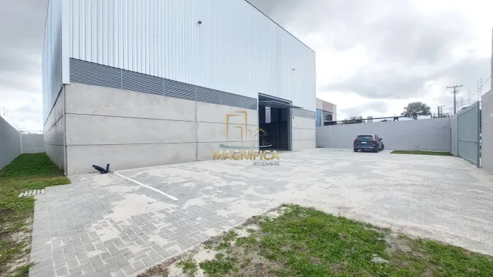 Barracão Comercial NOVO para Locação Colombo