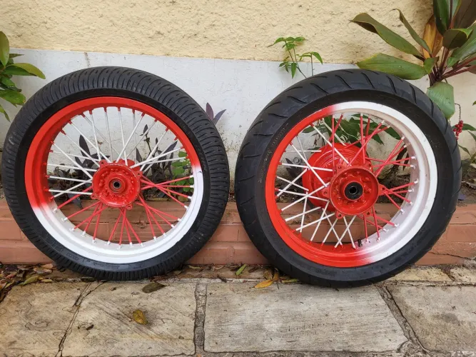 Rodas tree heads 17 motard 