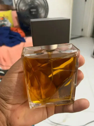 Perfume essencial