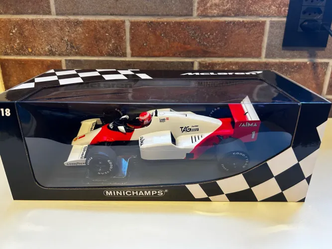 MINICHAMPS - 1/18 McLAREN TAG MP4/2B N. LAUDA 1985 (Limited Edition 350 pcs.)