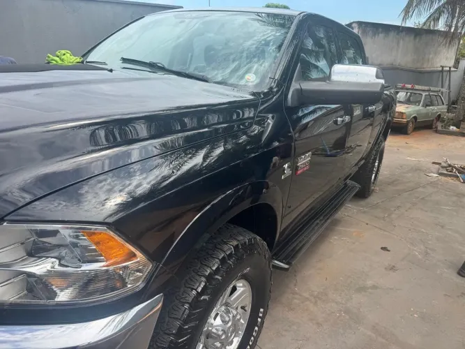 Ram 2500 Laramie 6.7 TDI CD 4X4 Diesel 2012