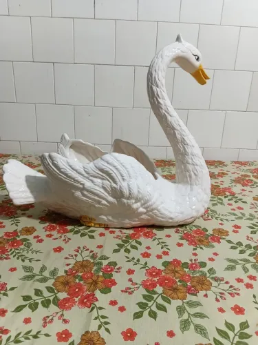Cisne de porcelana raro e antigo