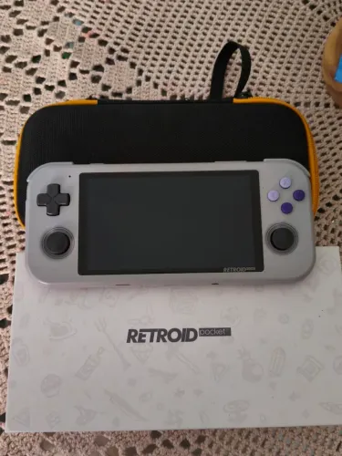 RETROID POCKET 3 PLUS - 128GB + SD 128GB
