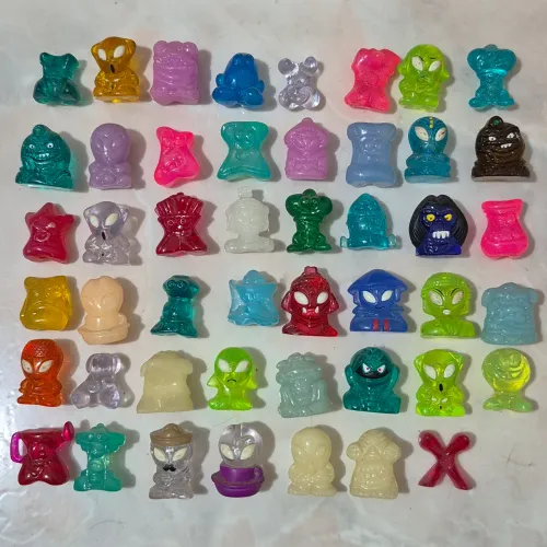 GELOUCOS E GOGOS LOTE 47 MINIATURAS ANTIGAS USASAS RARAS COCA COLA RECRIO DISNEY 