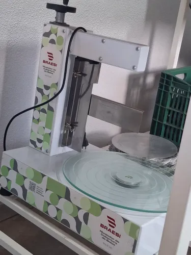Niveladora de Cobertura para Bolos PROGAS BRAESI