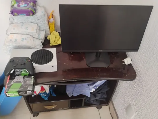 Vendo séries s completo com monitor de 120hz com um strike pack Horizon