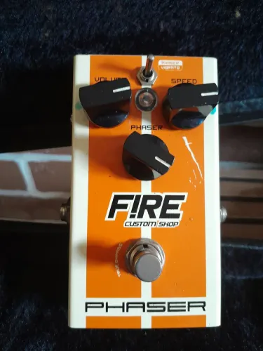 Pedal fire phaser/vibrato