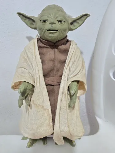 MESTRE YODA HASBRO 2005 PILHA C UNICO NO BRASIL