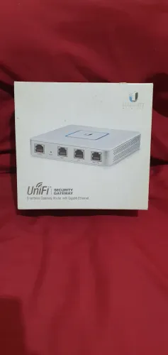 Ubiquiti UniFi Security Gateway (USG) - Praticamente Novo na Caixa