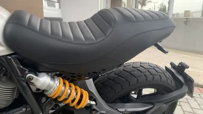 Banco Mustang Tripper Fastback 75027 Ducati Scrambler 800
