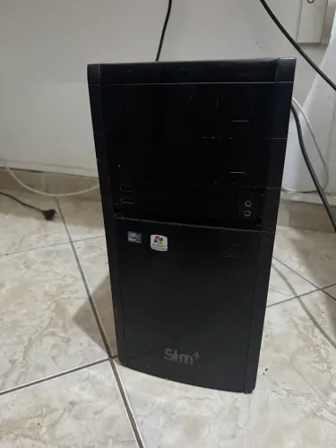 Computador para retirada de peça, apenas CPU funcionando normalmente