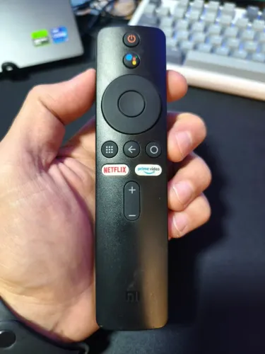 Controle Remoto Original Xiaomi TV Stick 4K | Netflix, Prime Video e Comando de Voz