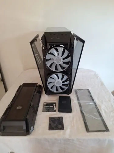 Gabinete Gamer Cooler Master H500M c/ Controladora.