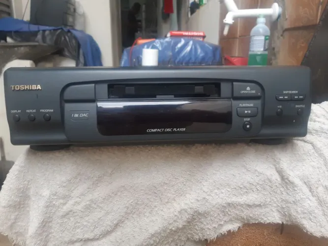 TOCA CD TOSHIBA 