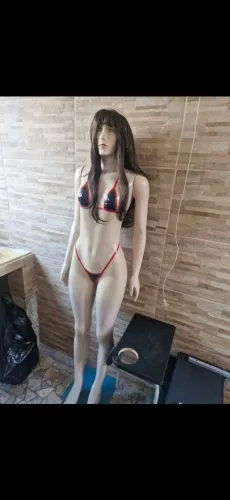 Manequim feminino com suporte