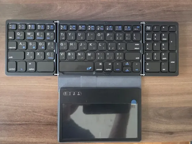 Teclado bluetooth portátil com touchpad