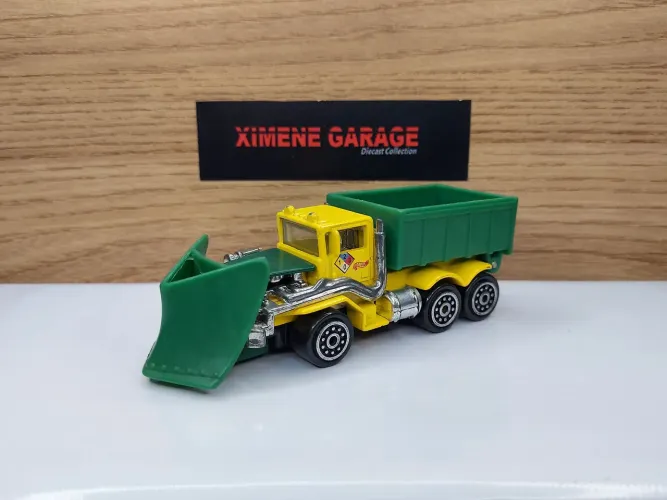 Hot Wheels Interceptor Dump Truck 1999
