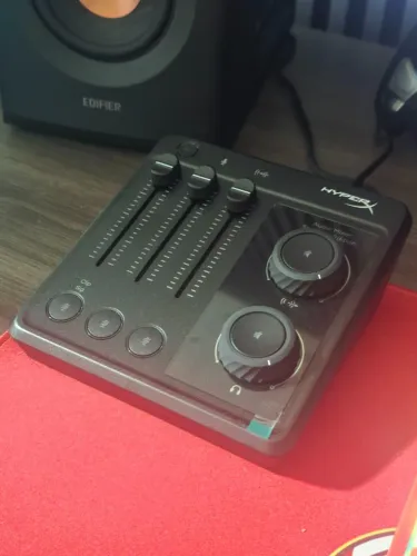Mixer De Audio Hyperx 5 Canais Usb-c 