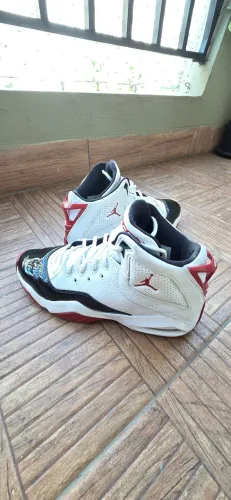 Nike Air Jordan BLoyal branco vermelho preto