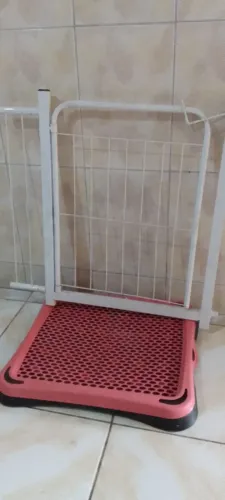 Vendo tapete e grade para pet *