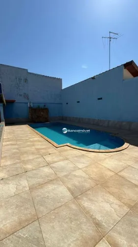 Casa com 1 dormitório à venda, 162 m² por R$ 700.000,00 - São José - Paulínia/SP