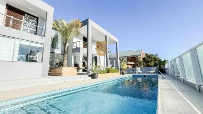 CASA VISTA MAR 4 QUARTOS, 6 VAGAS JOAO PAULO R$ 4.075.000,00
