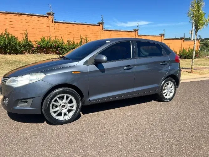 Chery Celer Hatch 1.5 16V Flex 5P 2015
