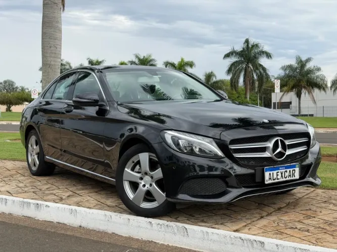Mercedes-Benz C-200 Avantgarde 2.0 TB 16V 184cv Aut. 2015