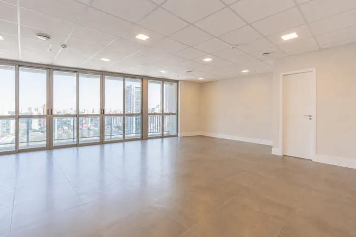 Conjunto comercial para venda em Chácara Santo Antônio, 55m²
