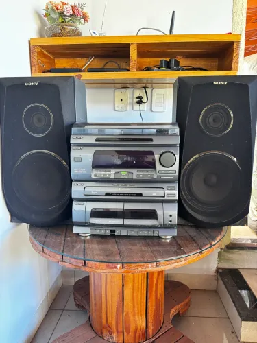 Som Sony LBT-C48w