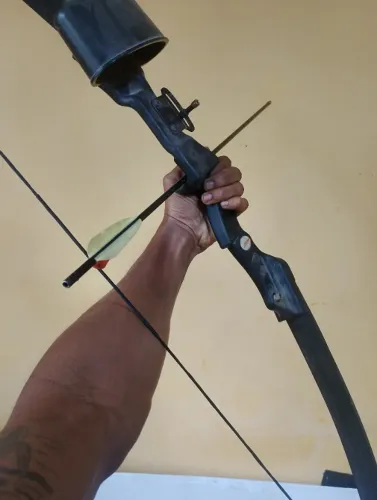 Arco e flecha poelang