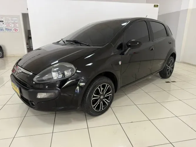 Fiat Punto Attractive Italia 1.4 F.flex 8V 5P 2013