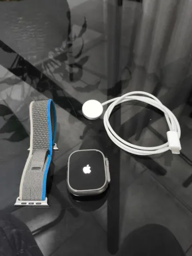 Apple Watch Ultra (CELULAR + GPS) - Estado de Novo - Bateria 100% - Pulseira de Nylon